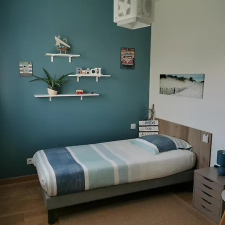 Maison Lumineuse Avec Jardin Du Samedi Au Samedi